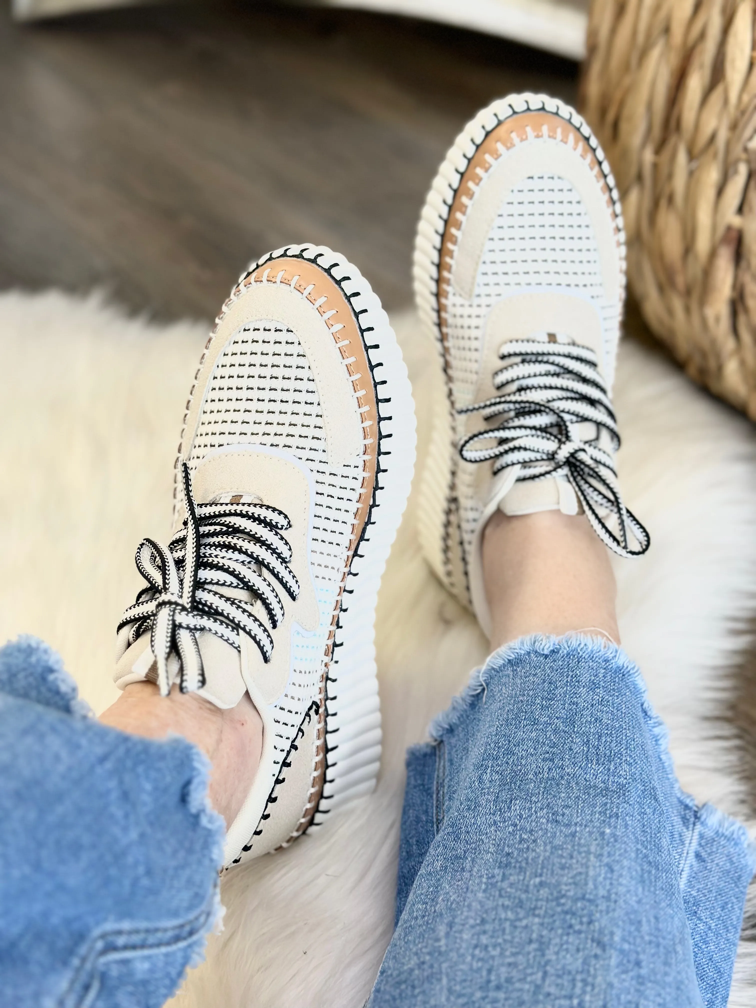 CHLOE KNIT SNEAKER-BEIGE